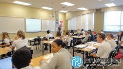 低龄留学生闯进加拿大:公立