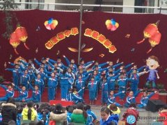  光荣小学举行“红歌颂中华  放歌迎新年