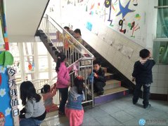 打扫、浇花、 五幼(教育集团)小小雷锋