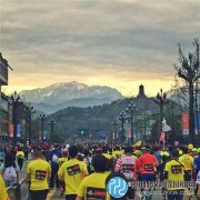 新都二中老师参加“成都双遗马拉松”比