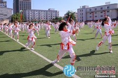 国办:中小学要安排“体育作业” 定期开