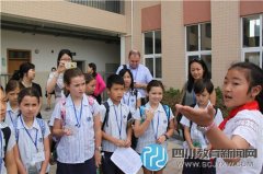 一颗青柠檬 见证了香港清水湾小学和熊猫